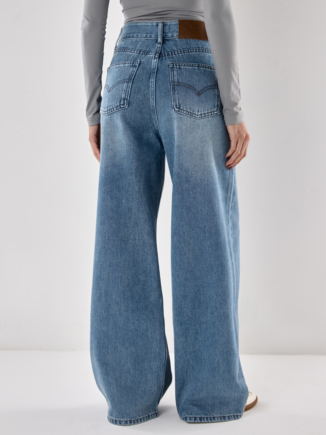 Джинсы WIDE LEG